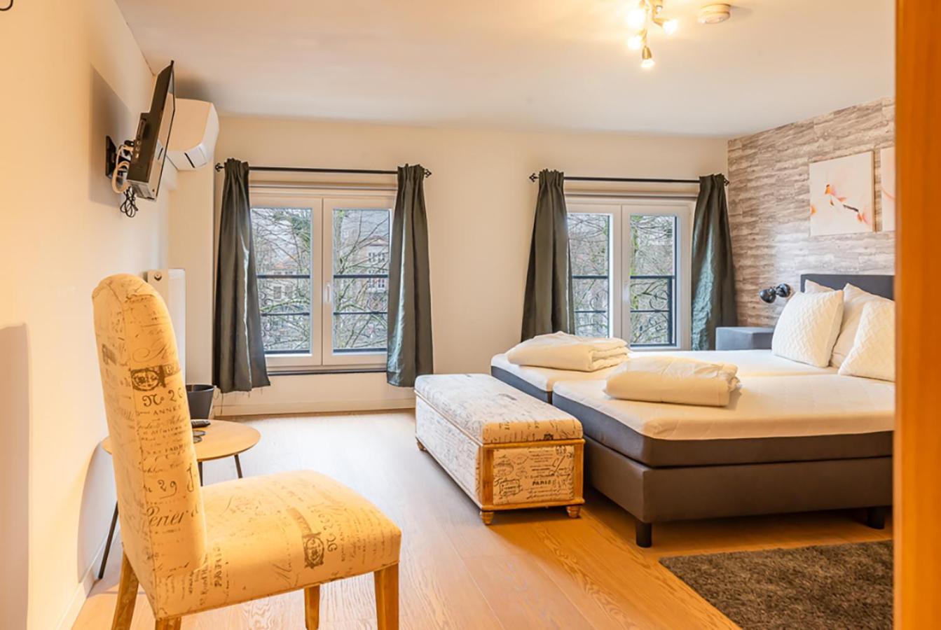 מסיק Guesthouses By Hotel Van Eyck מראה חיצוני תמונה