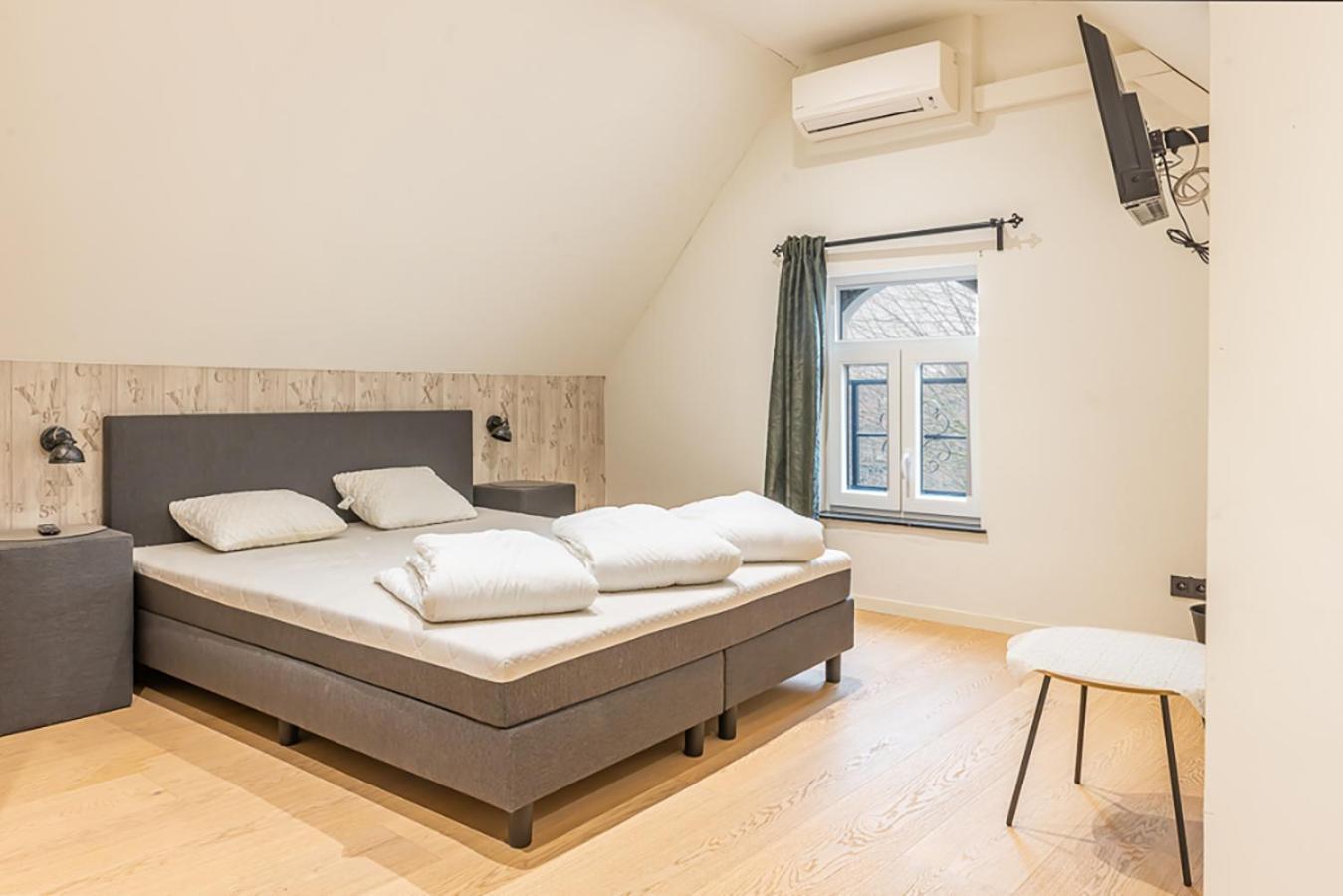 מסיק Guesthouses By Hotel Van Eyck מראה חיצוני תמונה